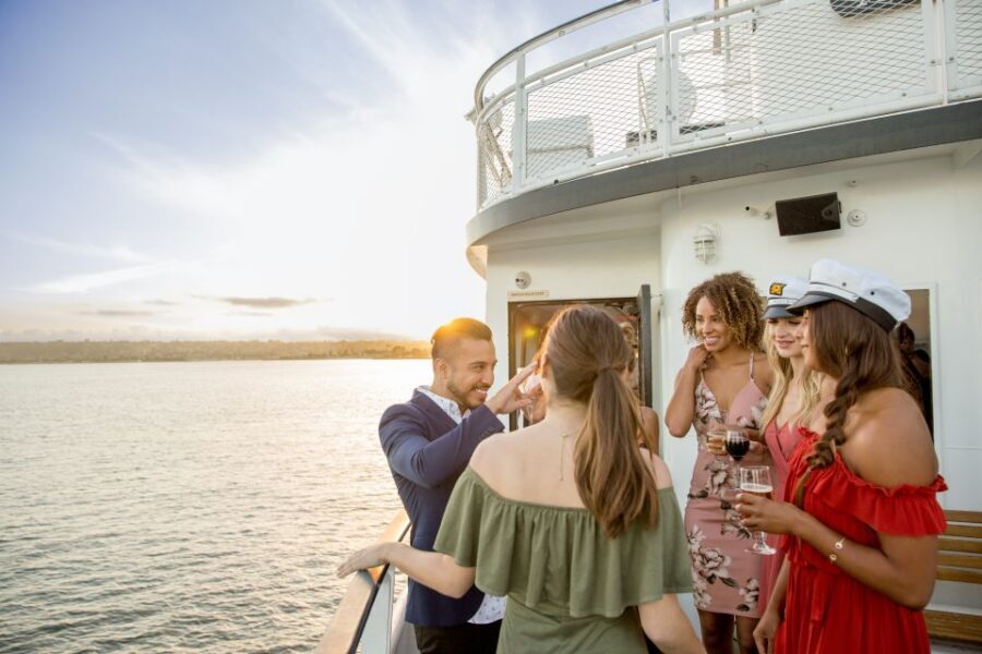 San Diego: Bay Sights and Sips Sunset Cruise - Accessibility and practical comforts (so the cruise stays fun)
