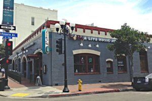 San Diego Gas Lamp: At your leisure & pace. An audio walking tour. - Stop 1: San Diego Chinese Historical Museum for community-centered design
