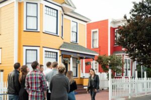 San Diego: Little Italy Wine Tasting Walking Tour - Starting at Vino Carta: How the Tour Gets You Going