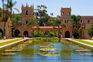 The Famous San Diego Private Tour with Pickup - Coronado Island drive: big views and easy orientation