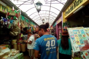 Tijuana Local Walking Tour from San Diego - Meet at 727 E San Ysidro Blvd: how the border handoff works